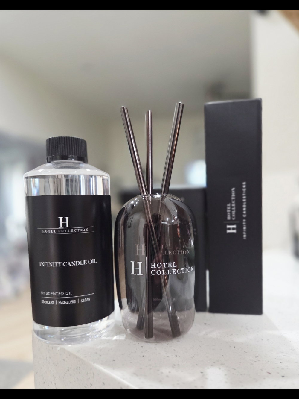 Hotel Collection Infinity Candle Oil + Reed Diffuser - Black/Smoky Gray - Picture 3 of 5